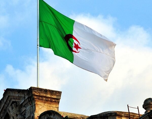 الجزائر
