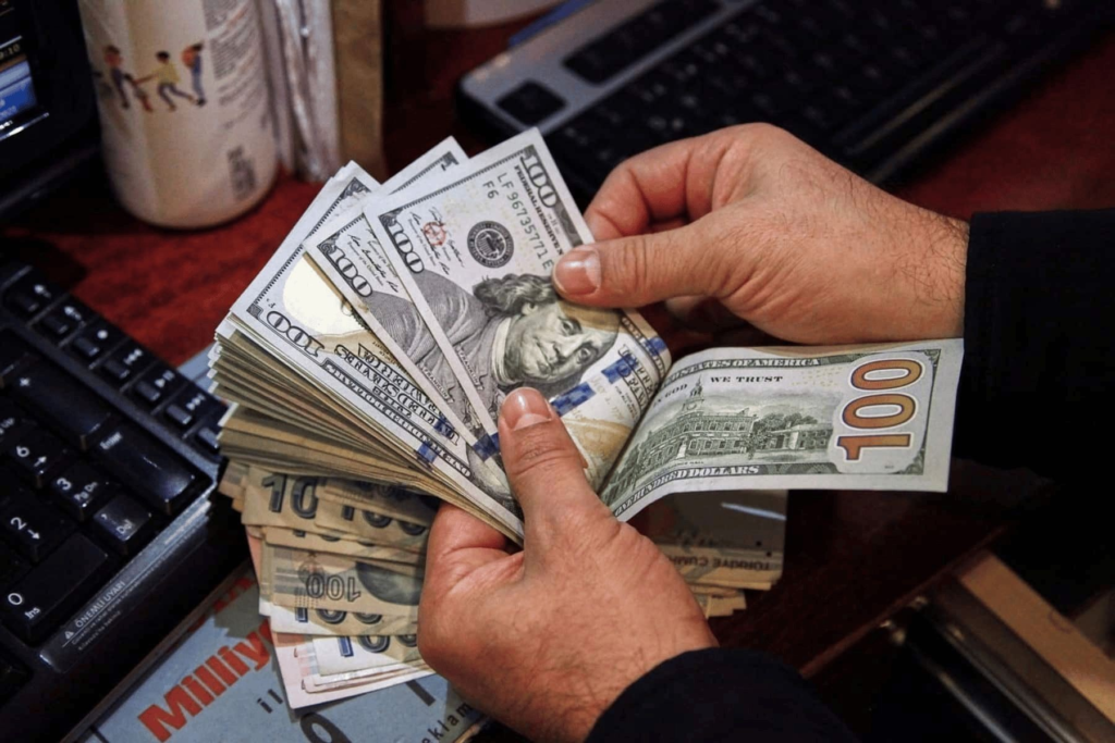 سعر الدولار اليوم