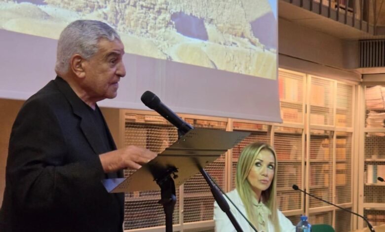 زاهي حواس