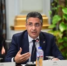 وزير التموين